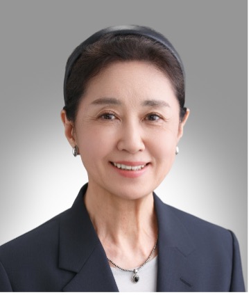杉山 涼子
